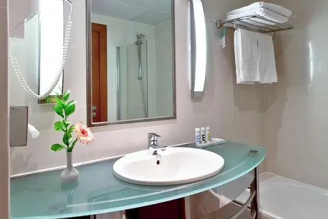 Mercure Lisboa Hotel in Almada — foto 13