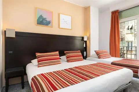 Hotel Byakko Nice in Nice — foto 9