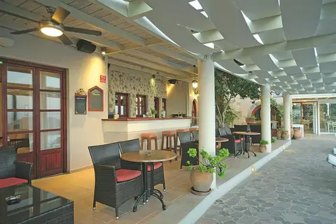 Stefanos Village Hotel in Πλακιάς — foto 5