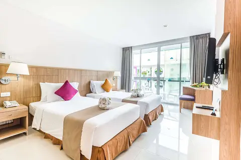 Andaman Beach Suites Hotel in ตำบลป่าตอง — foto 4
