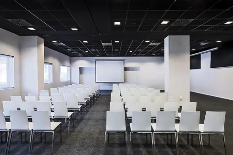 Zentral Castellana Norte in Madrid — foto 9