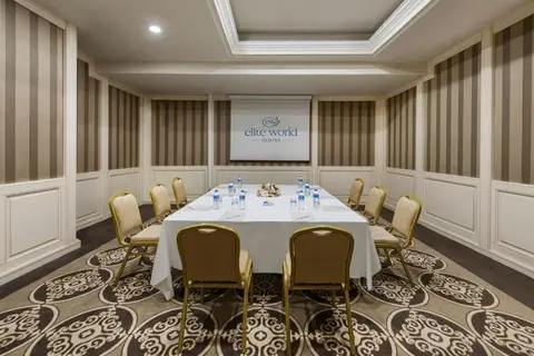 Elite World Comfy Istanbul Taksim in Fatih — foto 10