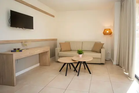 Dynastic Rooms Apartments in Benidorm — foto 29