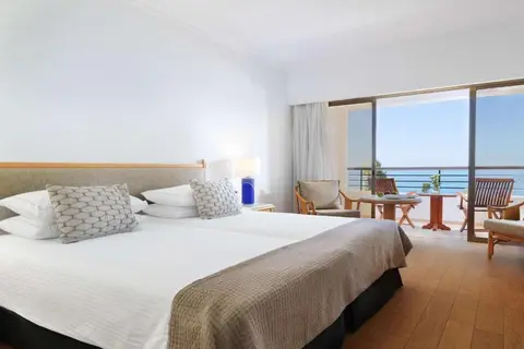 Coral Beach Hotel & Resort in Paphos — foto 28