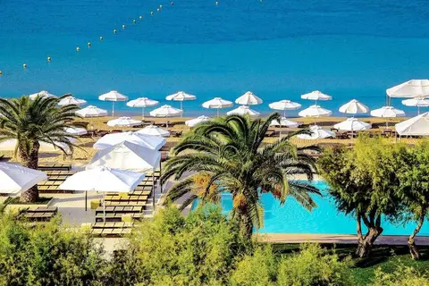 Hotel Plaza Resort in Ανάβυσσος - Παλαιά Φώκαια — foto 2