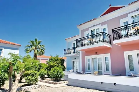 Panselinos Hotel in Μόλυβος — foto 2