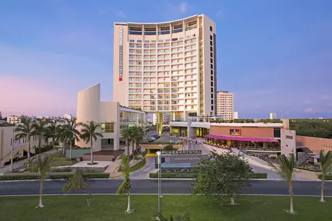 Krystal Urban Cancun Centro in Cancún