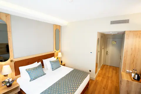 Grand Sirkeci Hotel in Fatih — foto 17