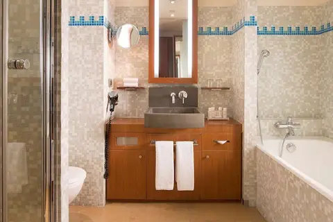 Grand Hotel Champs Elysees in Parijs, foto 14