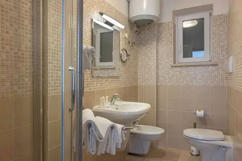 V Hotel in Ancona — foto 13