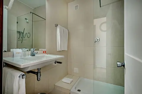 Carvi Beach Hotel Lagos in Lagos — foto 28