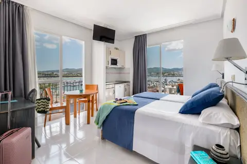 Aparthotel Vibra del Mar in Sant Antoni de Portmany — foto 14