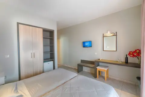 Louvre Hotel in Γουβιά — foto 28