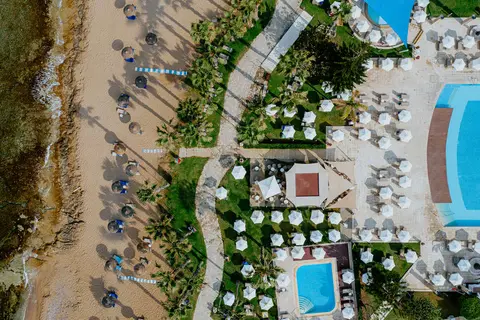 Louis Ledra Beach Hotel in Γεροσκήπου — foto 21