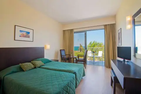 Natura Beach Hotel & Villas in Πόλις Χρυσοχούς — foto 25