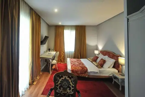 Classic Hotel in Tirana — foto 14