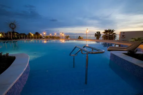 Melia Madeira Mare in Funchal — foto 5