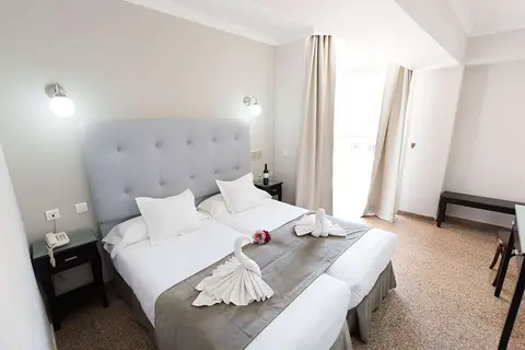 Hotel Toboso Chaparil in Nerja — foto 5