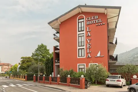Club Hotel la Vela in Torbole Casaglia — foto 9