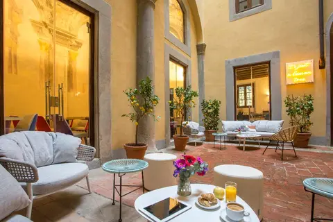 Casual Rinascimento Firenze in Florence — foto 21