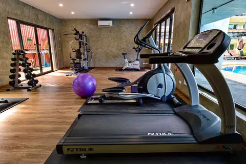 R Mar Resort & Spa in ตำบลป่าตอง — foto 12