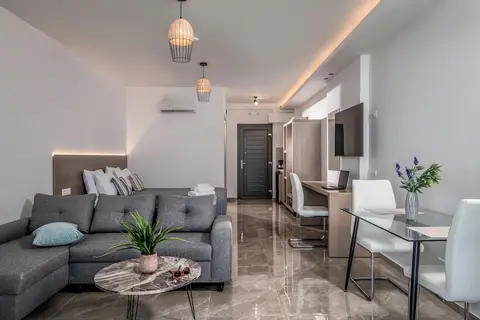 Ebenus Suites  by Checkin in Δημοτική Ενότητα Γουβών — foto 27