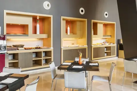 Hotel ILUNION Aqua 3 in Valencia — foto 23