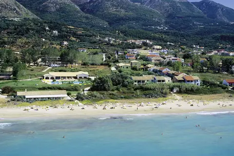 St. George's Bay Country Club in Αχαράβη — foto 25