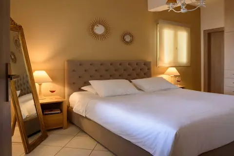 Santorini Suite Home in Φηρά Θήρας — foto 8