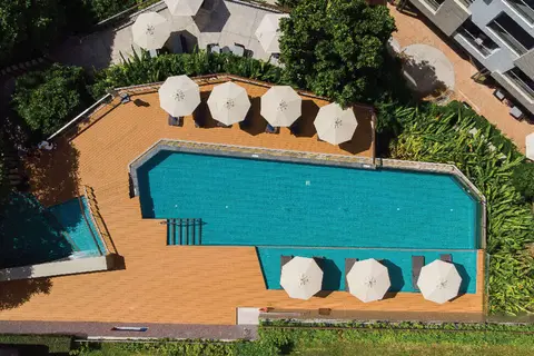 The Andaman Beach Hotel Phuket in ตำบลป่าตอง — foto 2
