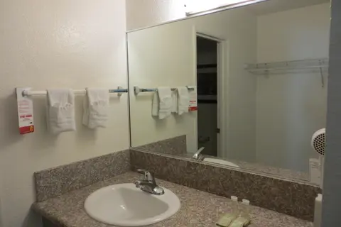 Super 8 by Wyndham Las Vegas North Strip/Fremont St. Area in Las Vegas, foto 23