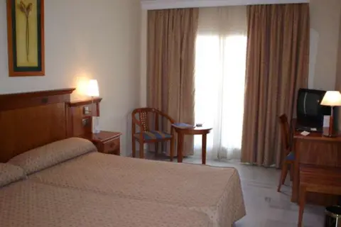 BQ Andalucía Beach Hotel in Málaga — foto 29