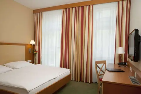 Hotel Lucia in Wenen — foto 25