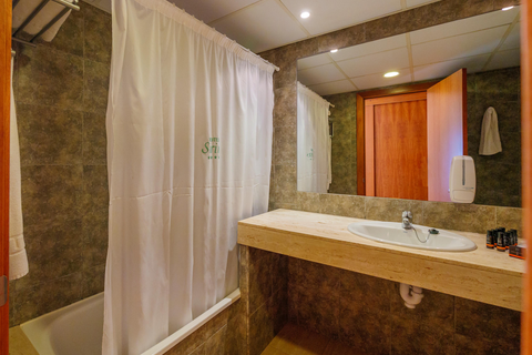 Dwo Sirius By Checkin - adults only in Santa Susanna — foto 24