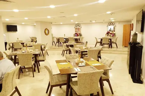 Saraya Palace Hotel in Doha — foto 7