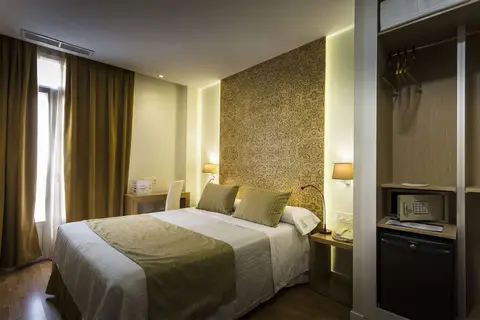 Hotel Comfort Dauro 2 in Granada — foto 13