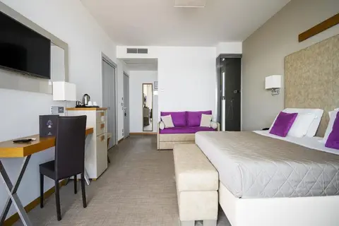Hotel Le Soleil in Rome — foto 17