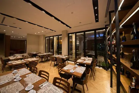 Hotel Theatro in Tirana — foto 17
