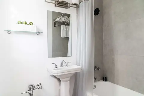 Essex House in Miami Beach — foto 11