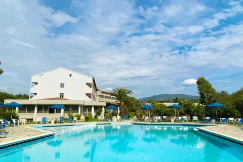 Livadi Nafsika Hotel in Ύψος — foto 2