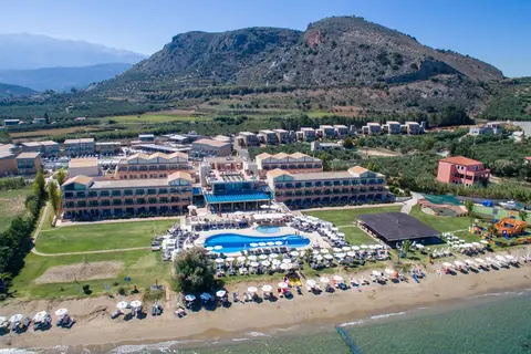 Kiani Beach Resort in Καλύβες