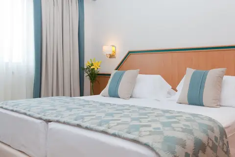 Hotel Praga in Madrid — foto 17
