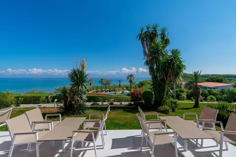 Ibiscus Corfu Hotel in Roda — foto 4