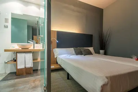 Petit Palace Tres Cruces Hotel in Madrid — foto 12