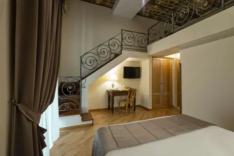 Grand Hotel Europa in Napels, foto 5