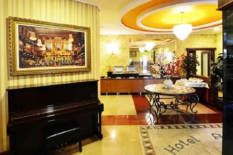 Hotel Austria in Tirana — foto 7