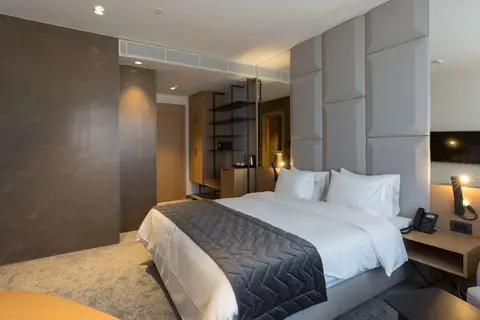 Hotel Mona Plaza in Belgrado — foto 3