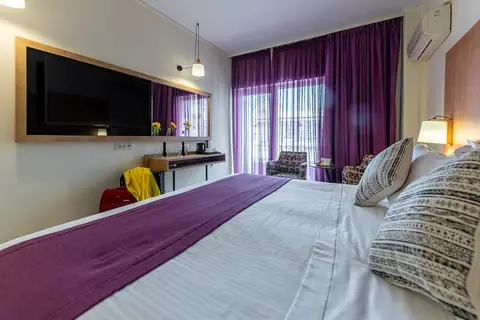 Polis Grand in Athene — foto 10