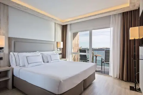 The Level at Melia Alicante in Pilar de la Horadada — foto 2