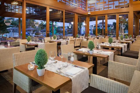 Elba Premium Suites in Playa Blanca — foto 26